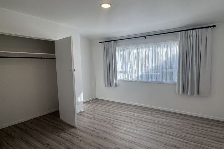 Photo of property in 24 Lingfield Street, Glenfield, Auckland, 0629