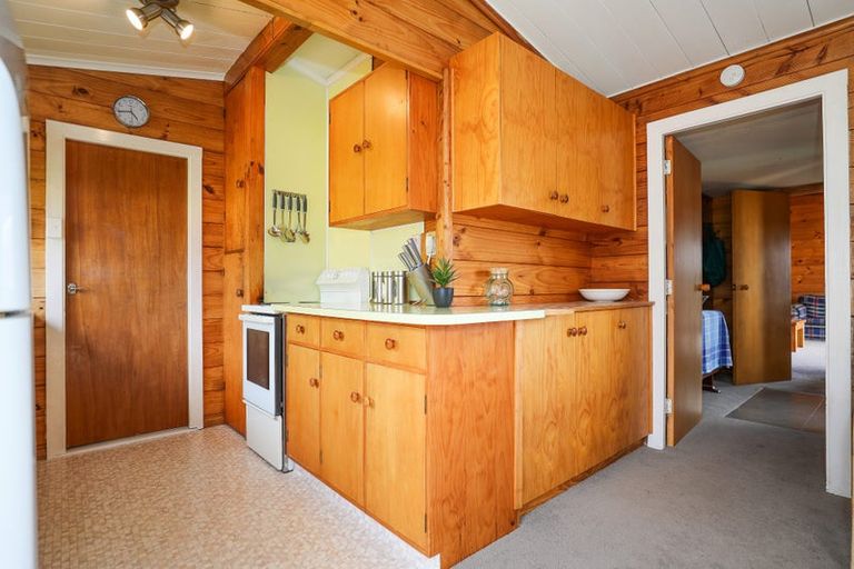 Photo of property in 19 Wharewaka Road, Wharewaka, Taupo, 3330