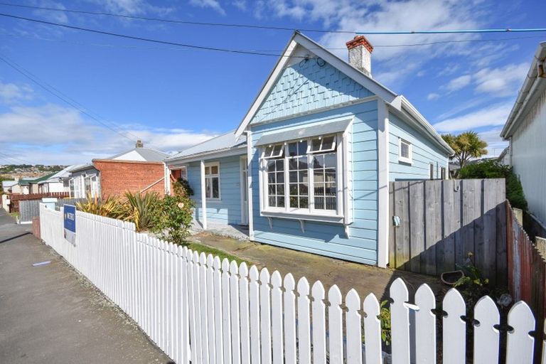 Photo of property in 224 Oxford Street, South Dunedin, Dunedin, 9012