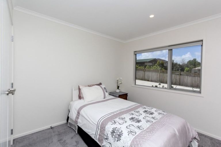 Photo of property in 5b Cyrus Street, Whalers Gate, New Plymouth, 4310