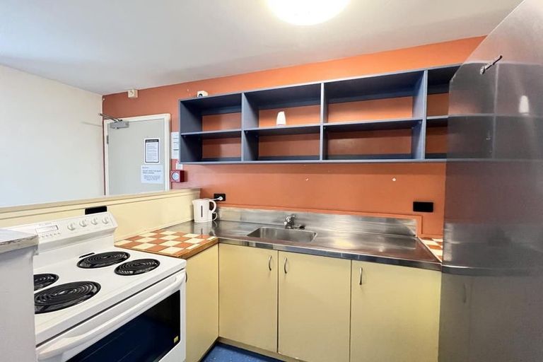 Photo of property in Basin Reserve Complex, 47/4 Sussex Street, Mount Cook, Wellington, 6021