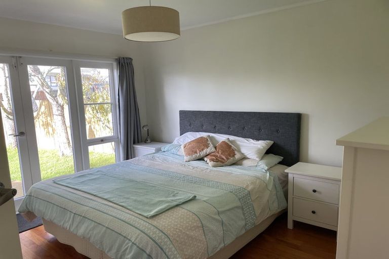 Photo of property in 1/67c Salisbury Road, Birkdale, Auckland, 0626