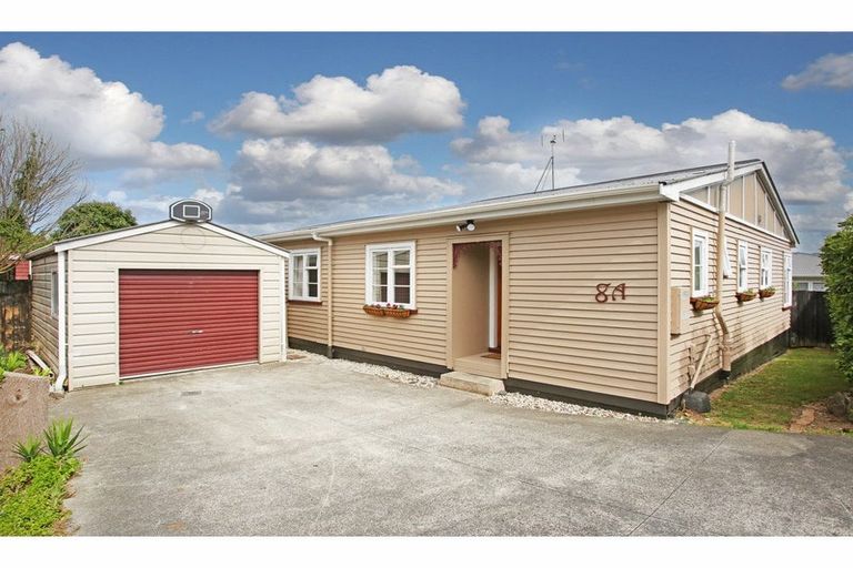 Photo of property in 8a Warriston Avenue, Waiuku, 2123