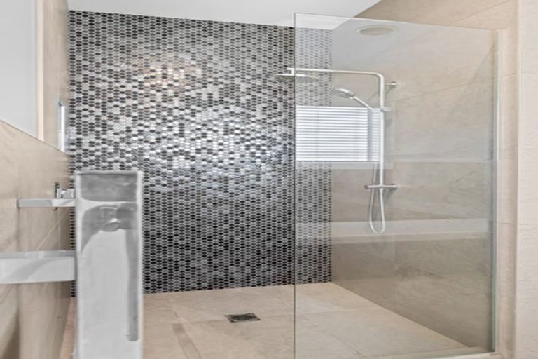 Photo of property in 16 Palm View Terrace, Gulf Harbour, Whangaparaoa, 0930