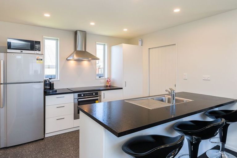 Photo of property in 10 Hereford Street, West End, Palmerston North, 4410