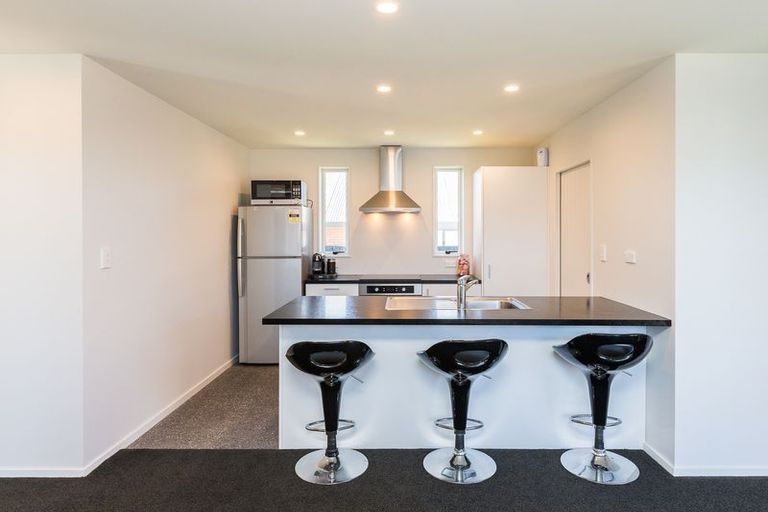 Photo of property in 10 Hereford Street, West End, Palmerston North, 4410