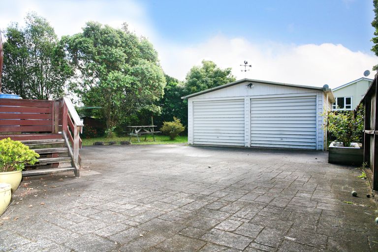 Photo of property in 43 Redcrest Avenue, Red Hill, Papakura, 2110