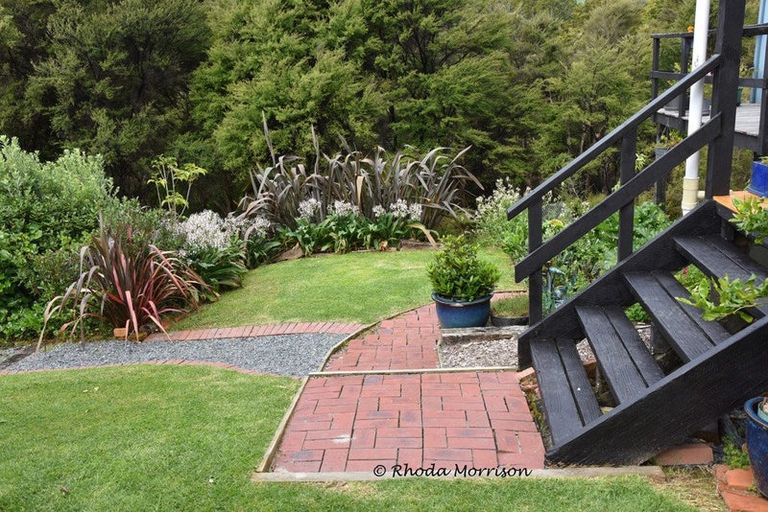 Photo of property in 43 Pahi Road, Paparoa, 0571