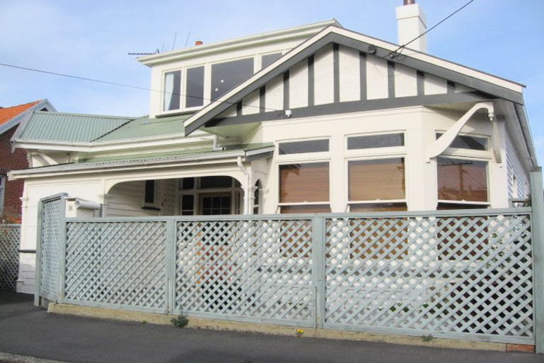 Photo of property in 18 Kilgour Street, Roslyn, Dunedin, 9010