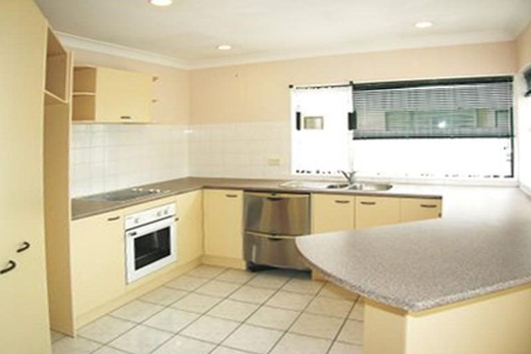 Photo of property in 3/96 Elliot Street, Howick, Auckland, 2014