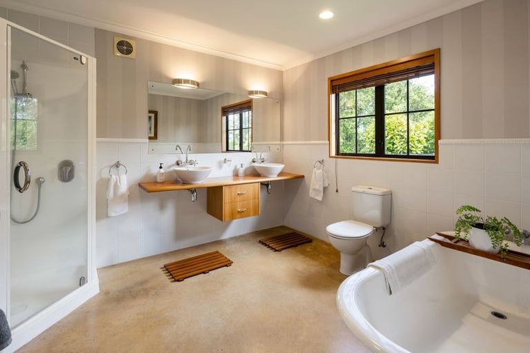 Photo of property in 1881 River Road, Flagstaff, Hamilton, 3210