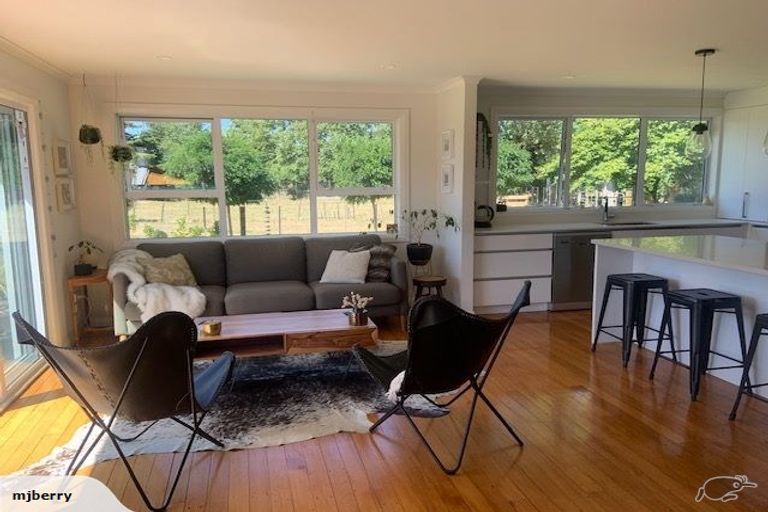 Photo of property in 236 Wood Street, Woodside, Greytown, 5794