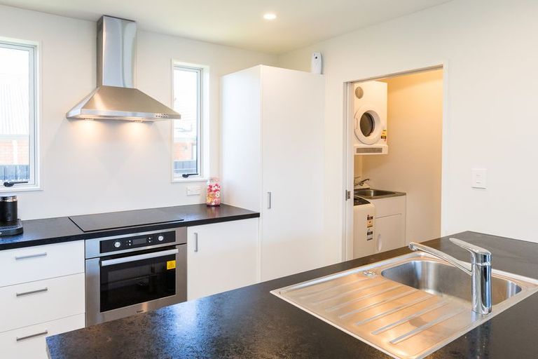 Photo of property in 10 Hereford Street, West End, Palmerston North, 4410