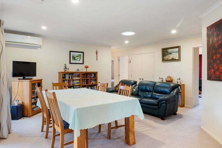 Photo of property in 29 Saint James Drive, Huntington, Hamilton, 3210