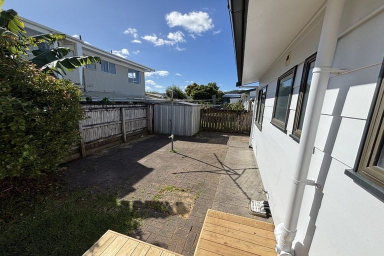 Photo of property in 2a Nukumea Common, Orewa, 0931