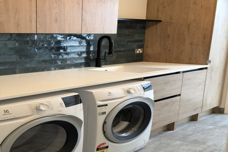 Photo of property in 1 Campbell Road, Wanaka, 9305