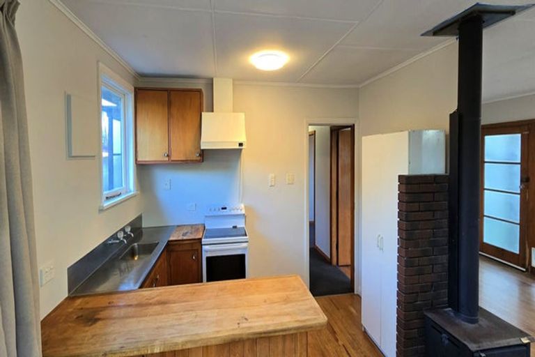 Photo of property in 7 Konini Street, Inglewood, 4330