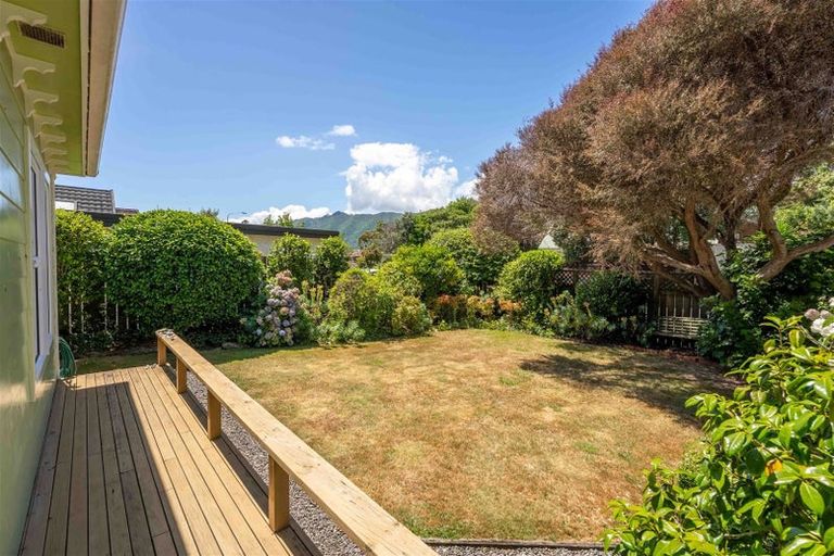 Photo of property in 121 Belvedere Avenue, Waikanae, 5036