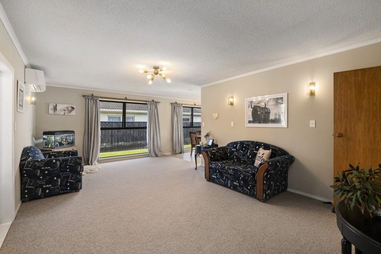 Photo of property in 9 Webb Avenue, Levin, 5510