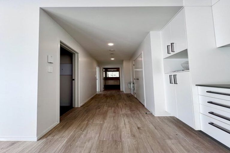 Photo of property in 201/340 Onehunga Mall, Onehunga, Auckland, 1061