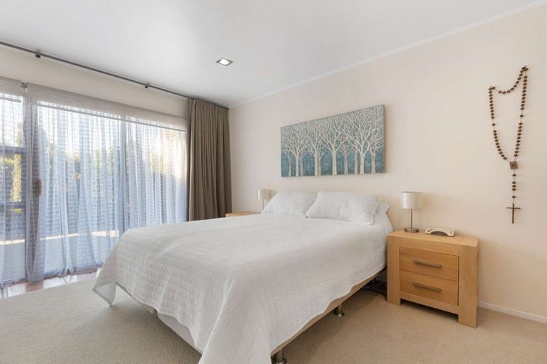 Photo of property in 10 Revell Court, Pukekohe, 2120