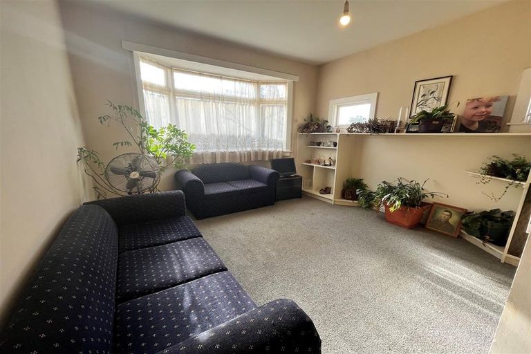 Photo of property in 89 Mackworth Street, Woolston, Christchurch, 8062