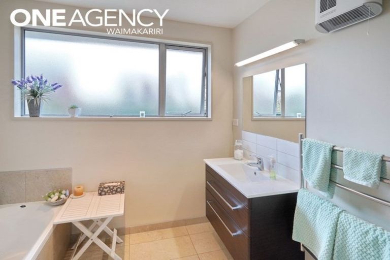 Photo of property in 1a Hewitts Road, Woodend, 7610