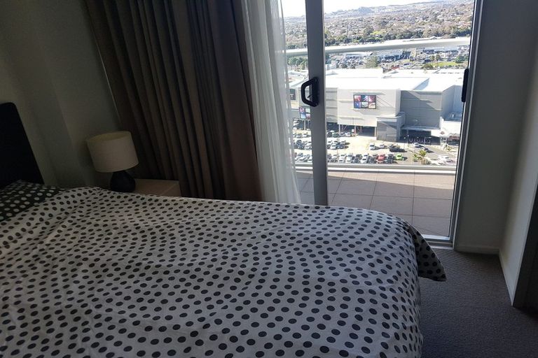Photo of property in Proximity Apartments, 1608/17 Osterley Way, Manukau, Auckland, 2104