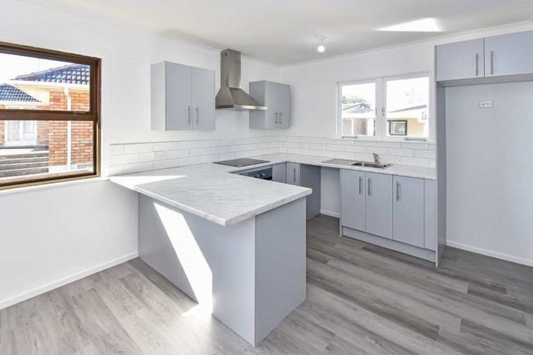 Photo of property in 4 Coles Place, Manurewa, Auckland, 2102