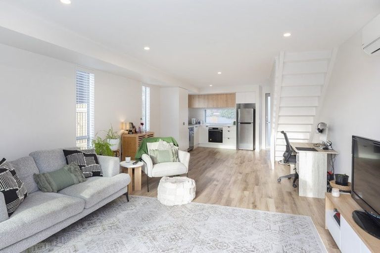 Photo of property in 1/189 England Street, Linwood, Christchurch, 8011