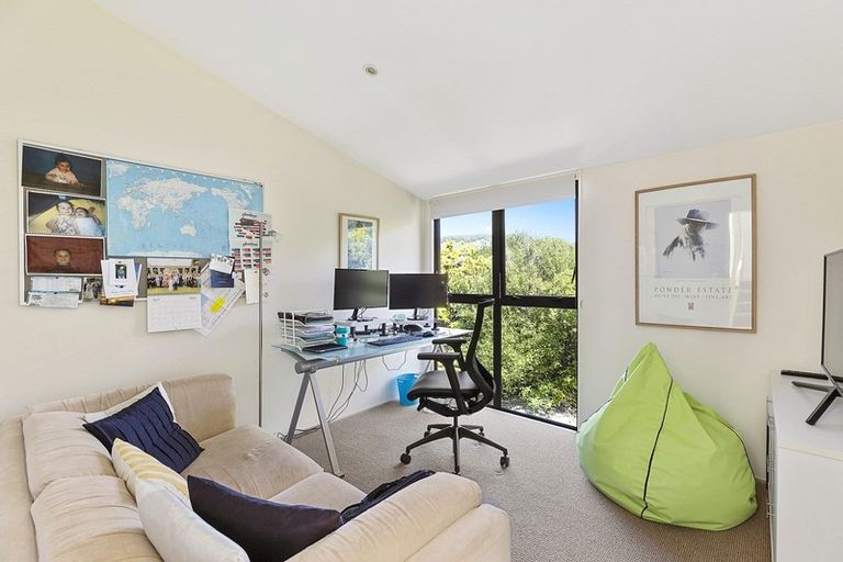 Photo of property in 15a Perth Street, Ngaio, Wellington, 6035