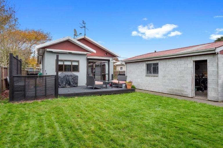 Photo of property in 10 Gambia Street, Papanui, Christchurch, 8053