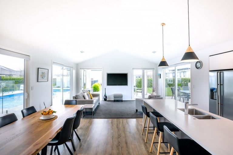 Photo of property in 109 Saint Kilda Road, Cambridge, 3434