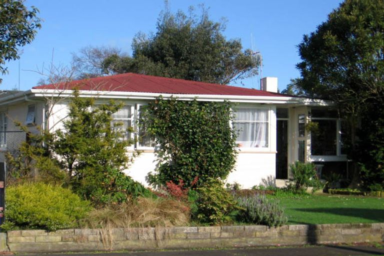 Photo of property in 11 Wincanton Place, Awapuni, Palmerston North, 4412