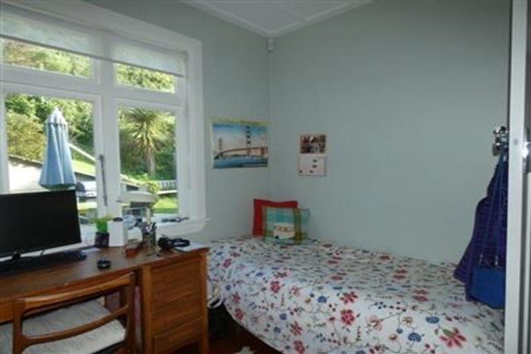 Photo of property in 36 Hornsey Road, Melrose, Wellington, 6023