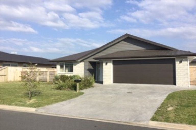 Photo of property in 49 Kahuparere Crescent, Pyes Pa, Tauranga, 3112