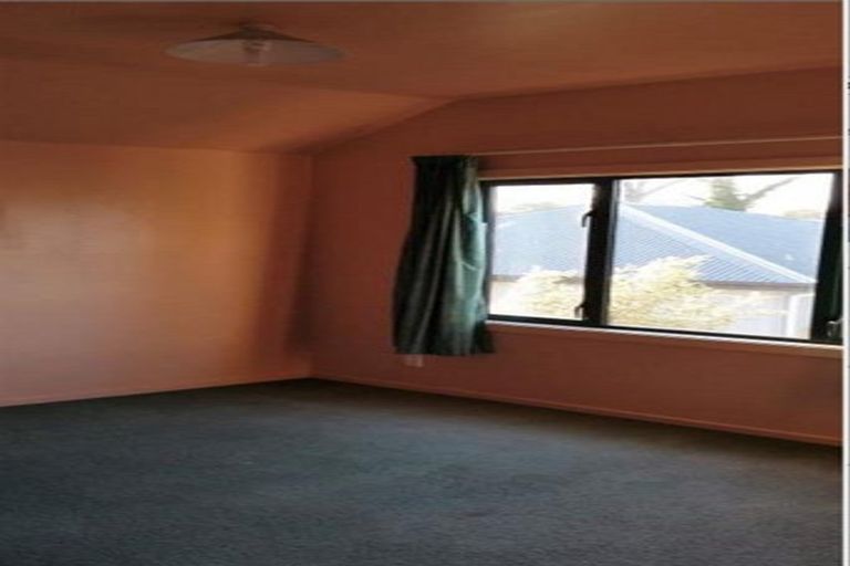 Photo of property in 35a Olliviers Road, Phillipstown, Christchurch, 8011