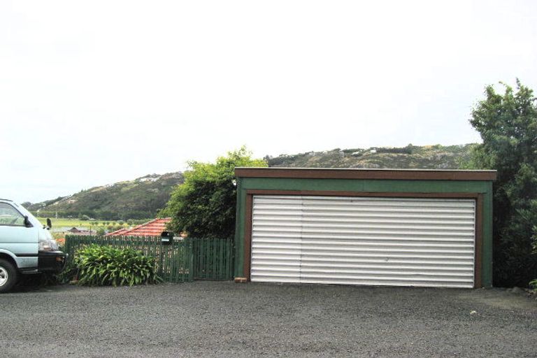 Photo of property in 9 Flinders Road, Heathcote Valley, Christchurch, 8022