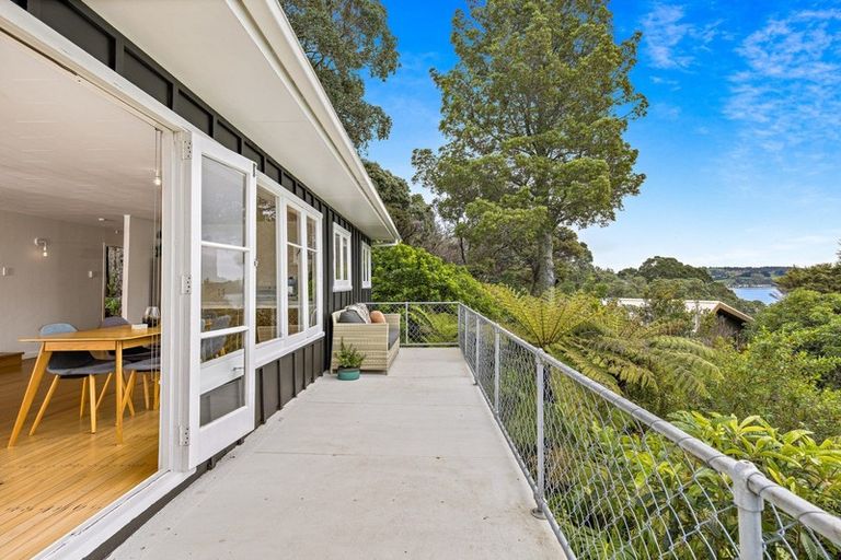 Photo of property in 9 Ferndale Drive, Snells Beach, 0920