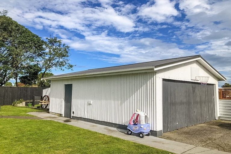 Photo of property in 7 Hussey Street, Waverley, 4510