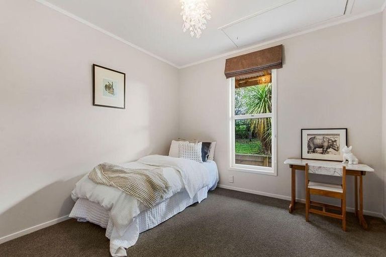 Photo of property in 72 Matua Road, Huapai, Kumeu, 0810