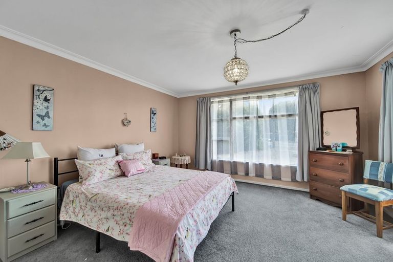 Photo of property in 28 Camberwell Road, Hawera, 4610