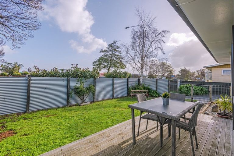 Photo of property in 67 Kaimanawa Street, Kelvin Grove, Palmerston North, 4414