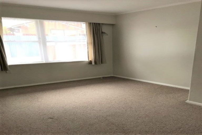 Photo of property in 4 Royal Place, Levin, 5510