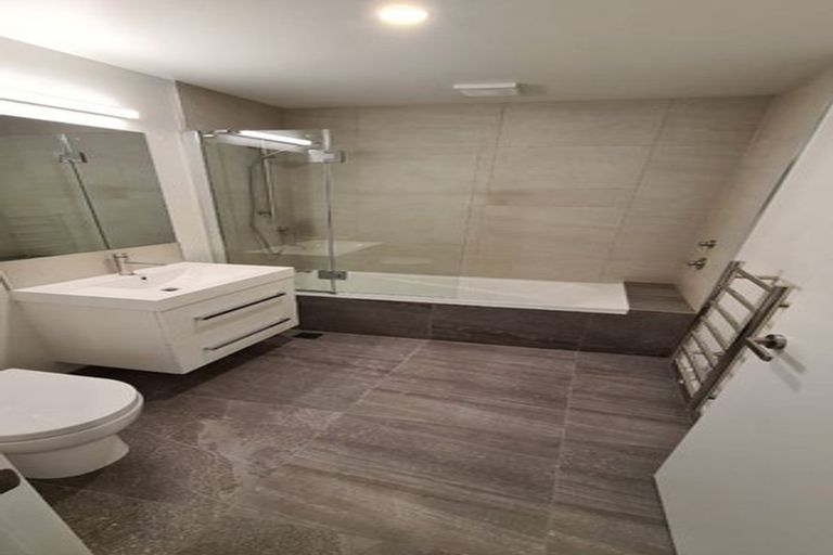 Photo of property in 21 Holystone Road, Whitby, Porirua, 5024