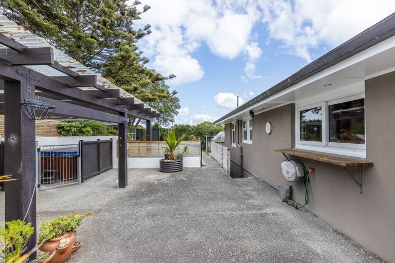 Photo of property in 15 Elizabeth Street, Pukerua Bay, 5026