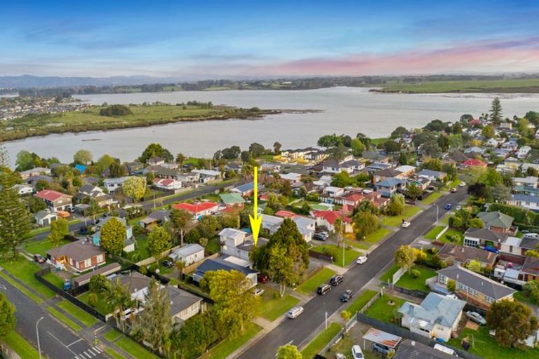 Photo of property in 11 Mail Avenue, Weymouth, Auckland, 2103