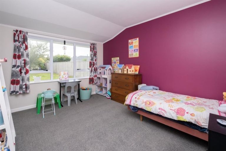 Photo of property in 2 Regan Street, Stratford, 4332