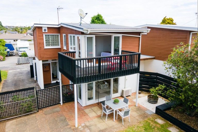 Photo of property in 3/13 Janet Street, Sunnyhills, Auckland, 2010