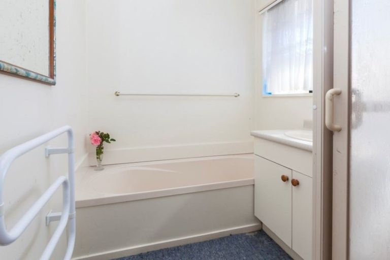 Photo of property in 1/40 Maxwell Street, Riccarton, Christchurch, 8041